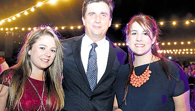 2. Vanessa Saldarriaga, Carlos Polo y Liliana Salazar.