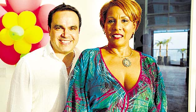 4. Juan Carlos Naranjo y Aura Arosemena.