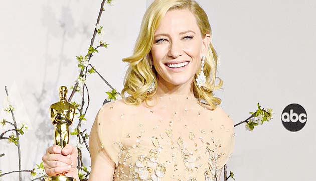 Cate Blanchett fue premiada como la mejor actriz de los Óscar.