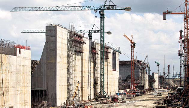 Atraso en la ampliación del Canal de Panamá podría traer consecuencias.(Archivo)