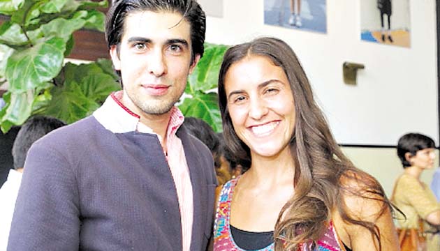 4. Óscar Álvarez y Nayla Norryh.