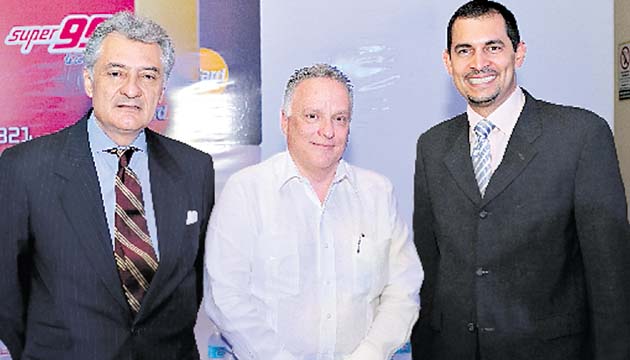 2. Henry Ávila, Roberto Maduro y Ariel Marciaga.