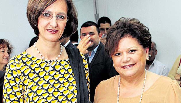 6. Alejandra Bologna y Ana María Diegues.