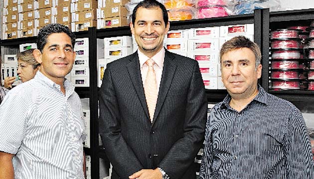 2. Marco Gateño, Ariel Marciaga y Saúl Zayat.