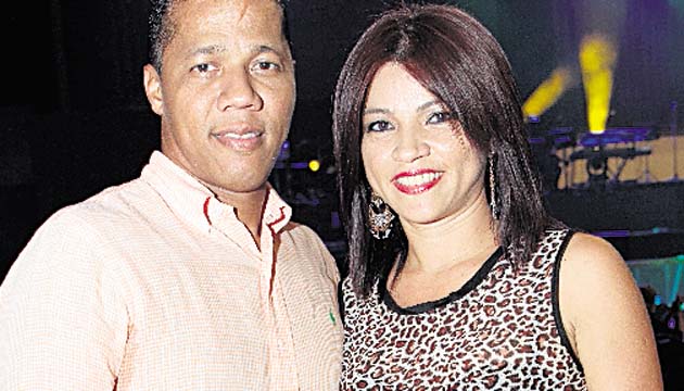 7. Giovanni George e Ingrid Silva.