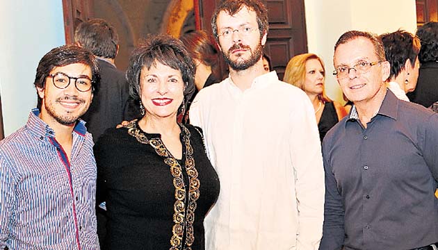 5. Fernando Bustos, Irena Sylya, Jacobo Faconiani y Bernardo Pérez.