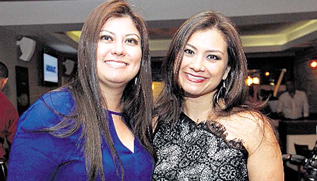 4. Rina Molina y Rita de Medina.