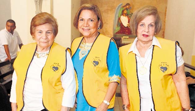 5. China de Diez, Yolanda de Vukelja y Chiqui de Carrillo.