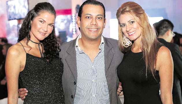 11. Adriana Isaza, Gerardo Tami y Angela Marchena.