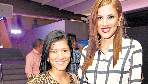 8. María Alejandra Cuevas y Anyolí Ábrego.