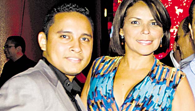 6. José Carrasco y Lissie Bernal.