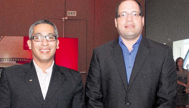 4. Luis Ng y Aris Espino.