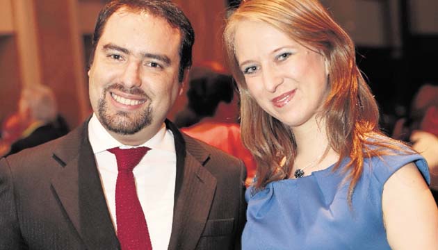 10. Enrique Romero y Olivia Rodríguez.
