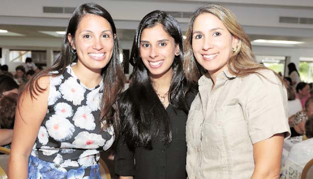 4. Breanne Fasano, María Alejandra Castillo y Melisa de Castillo.