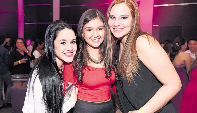 3. Paola Molina, Valentina Montoya y Sabrina Pere.