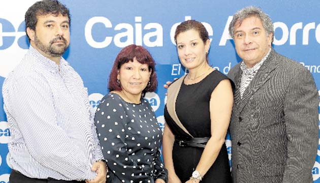 4. Manuel Rodríguez, Inés Escudero, Yoira Piñate y Ricardo Gago.
