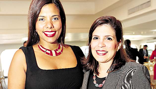7. Ana Meliza Chan y Teresa Boyd.