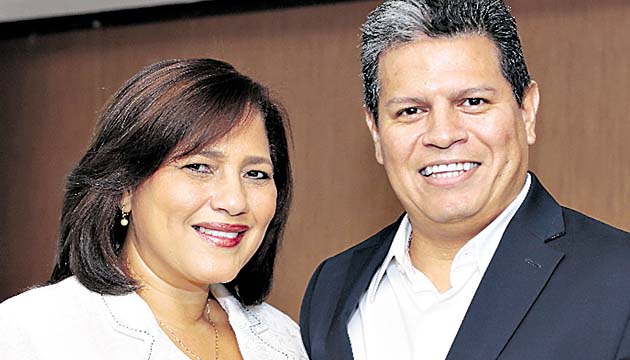 10. Silvia Valero y José Contreras.