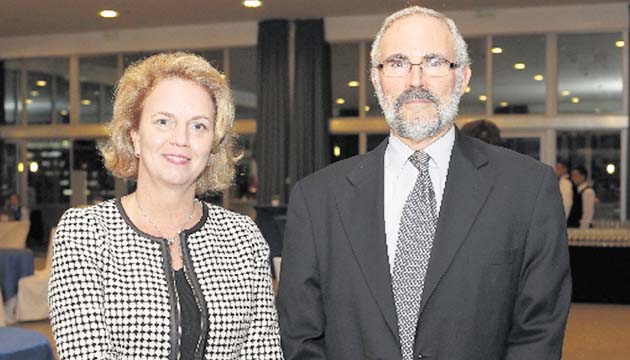 3. Pía Lackman y Patrick Herve.