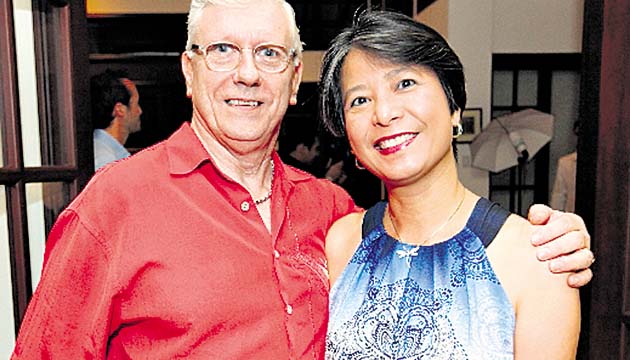2. Gerry Dowden y Cristina Dowden.