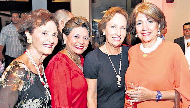 12. Ana Rosa Cardose, Susy de Arrocha, Denise Clement, Nadia de Halman.