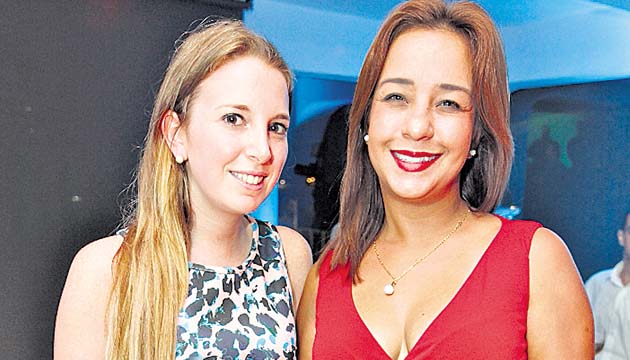 6. Miriam Sirotzky y Lourdes Alcedo.