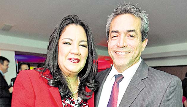 7. Lourdes Musso e Israel Lara.