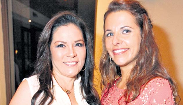 6. Vilma Falconett y Aline Calabria.