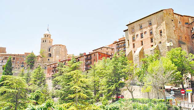 Albarracin, pueblo historico a 35 minutos de Teruel capital.