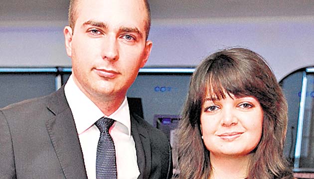 13. Andrey Alekseev y Ana de Alekseev.