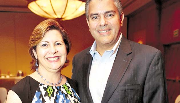7. Chelly de Samudio y Emanuel Abadía.
