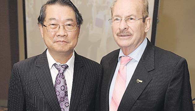 5. Javier Chiang y José Bettsak.