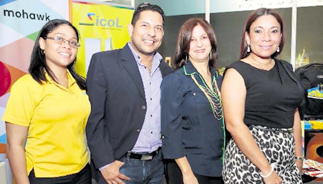 5. Susan Vergara, José Isaac Morales, María Elena Holder y Dayra Espino.