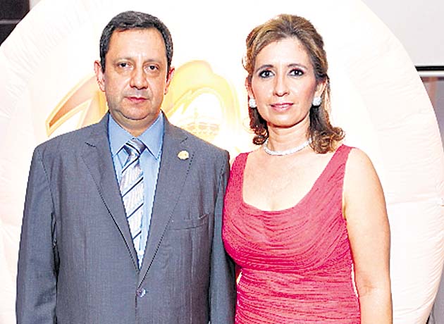 2. José Alberto Nieto y Claudia Rueda.