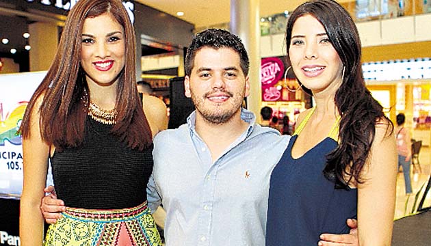 2. Anyolí Ábrego, Óscar Faarup e Irene Núñez.
