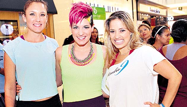 4. Stefanie de Roux, Sara Castro y Mónica Guzmán.