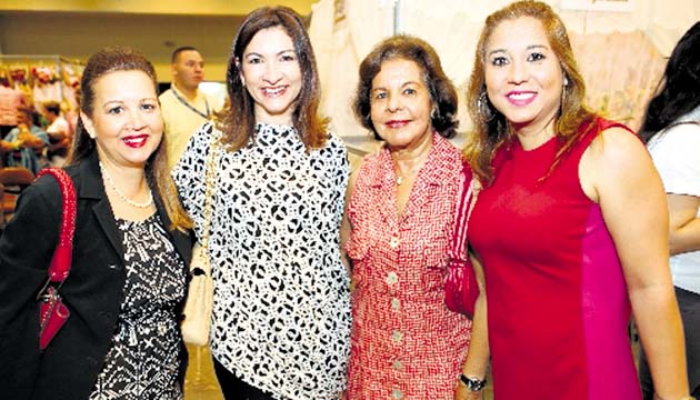 2. Diana Lozano, Annette Clément, Diana Nassi e Ivette Chen.