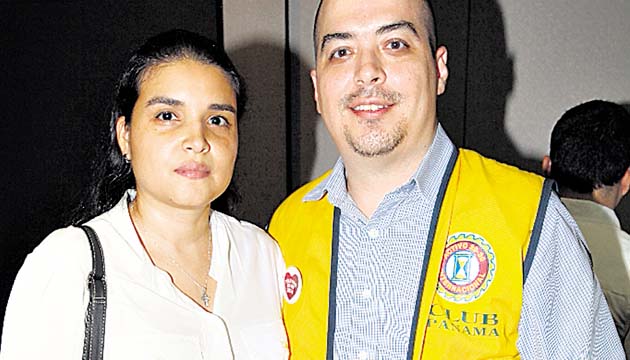 8. Michelle Rivera y Mario Garuz.
