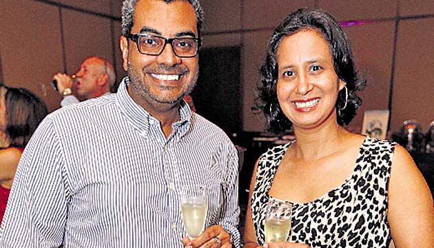 7. Alfredo Singh y Annie Young.