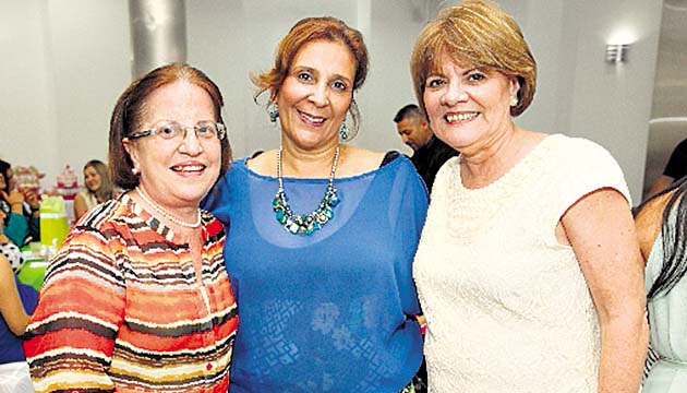 3. Cecilia Jurado, Adria Meléndez y Joann de Cambra.