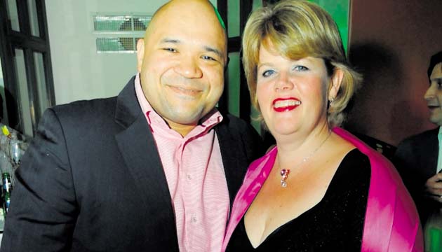 6. Edgar Anaya y Helene McFarlane.