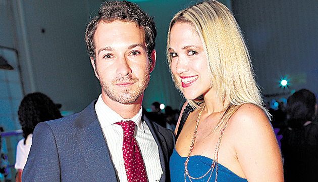 4. Alejandro Palomar y Jessica Franco.
