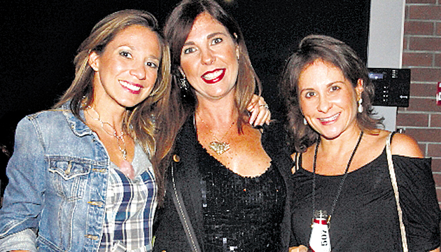 3. Ana Karina Gutiérrez, María Fernanda Maduro y Anabella Campagniani.