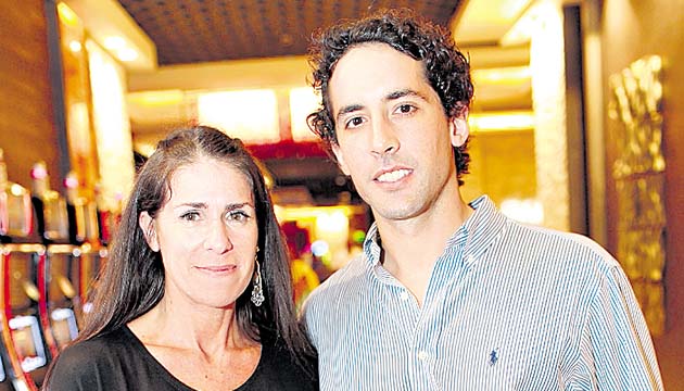6. Mariana García y Gustavo Rodríguez.