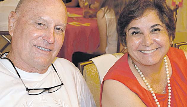 13. Alfred y Doris Pahud.