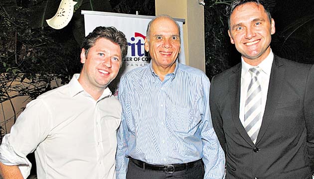 3. Colum Ó Laighín, Carlos Cordero y Karl Burrows.