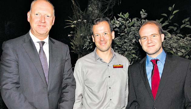 7. Paul Woodman, Sjoerd Franke y Job Koning.