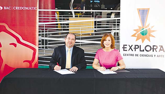 BAC Credomatic firma acuerdo con Explora