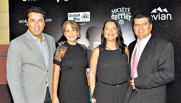 9. Piero Reggiardo, Rosanna Reggiardo, Leticia Barranco y Javier Cajiga.