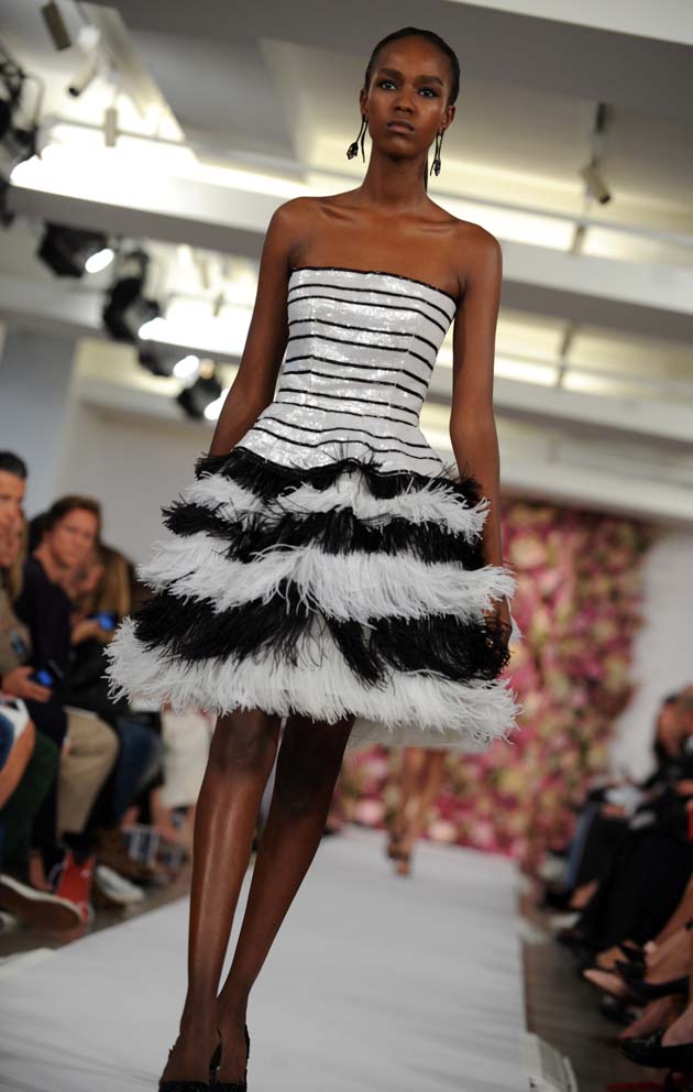 Oscar de la Renta, primavera 2015 en NYFW foto AP
